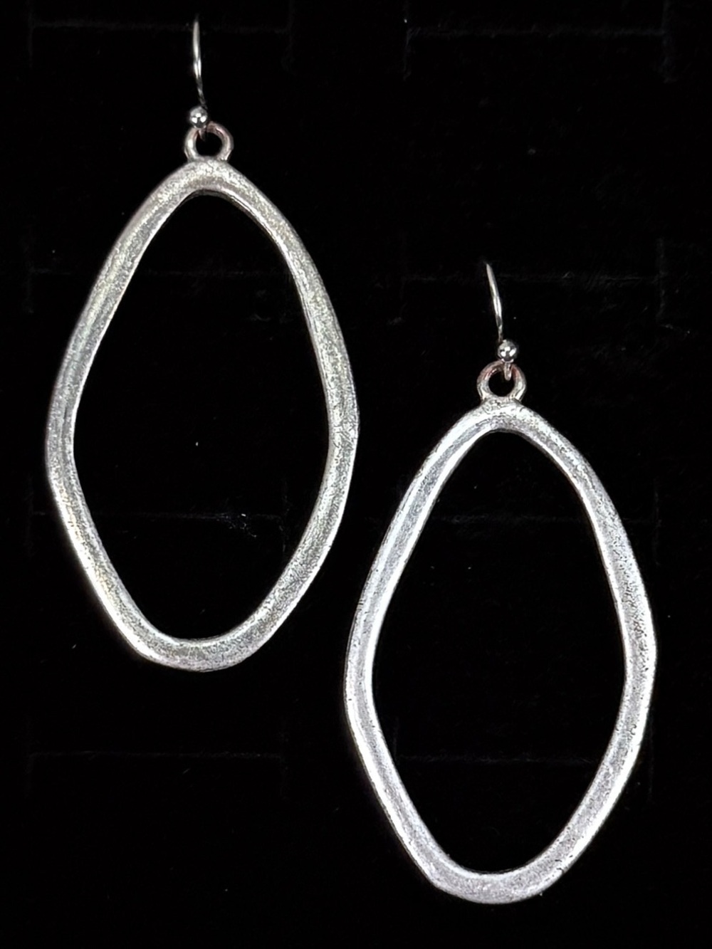 Vintage Silver Tone Organic Oval Dangle Earrings Minimalist Pierced